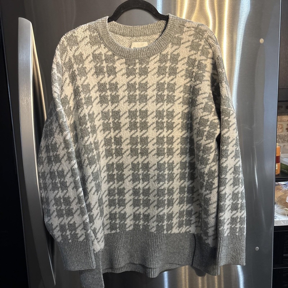 Abercrombie & Fitch Sweater In Houndstooth Print Women's Size L Gray White